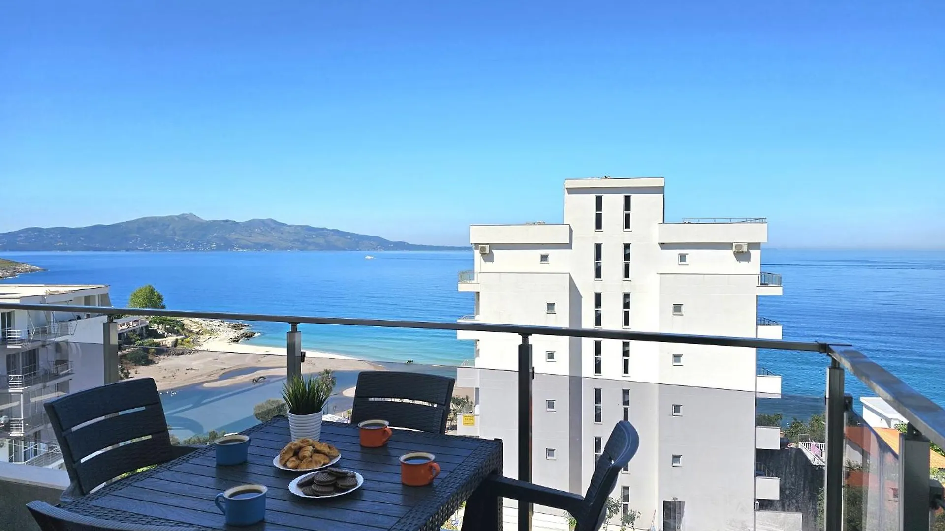 Christine Sunny Corner Apartment Sarande 0*,