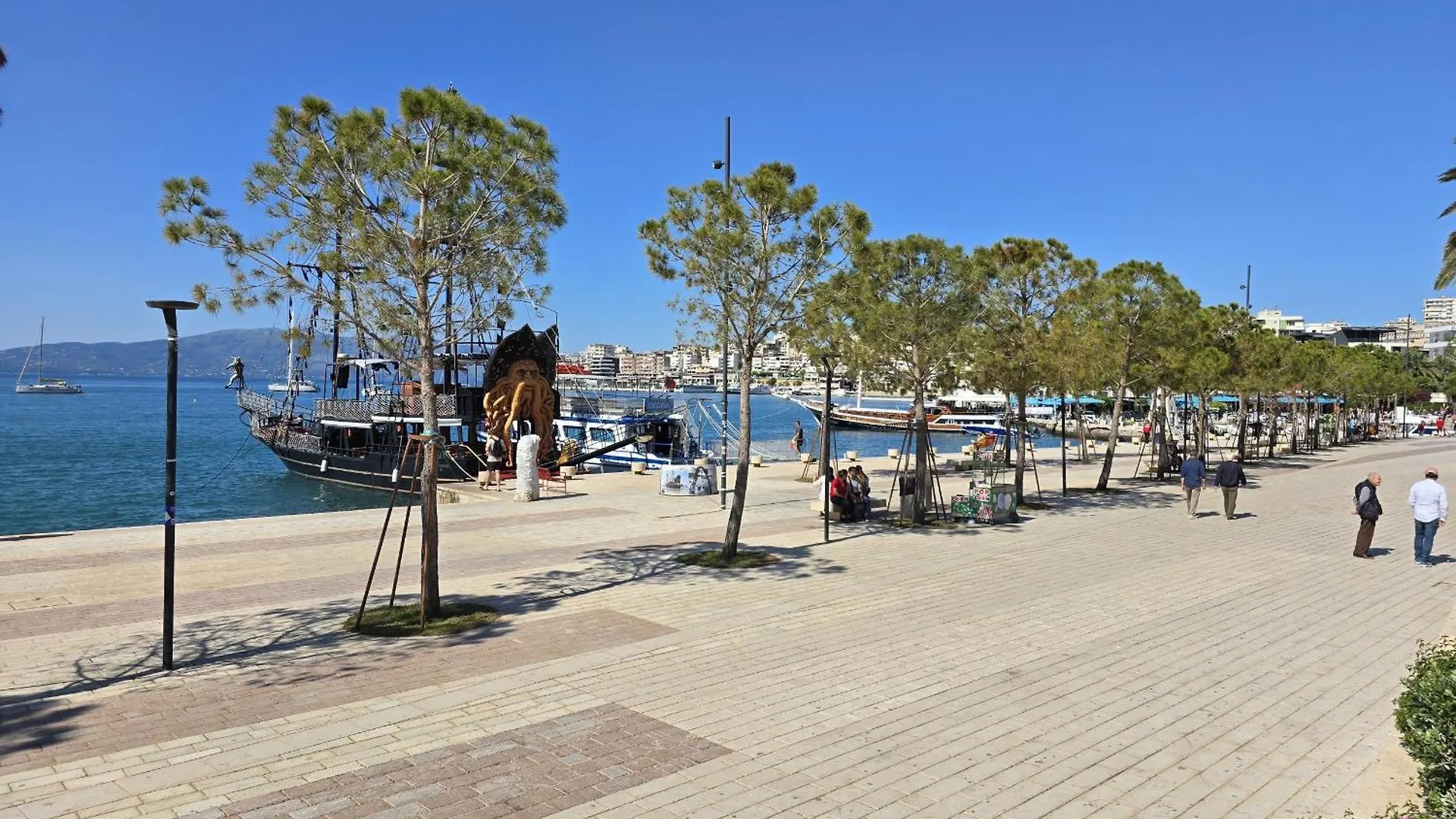 Christine Sunny Corner Apartment Sarande 0*,  Albania